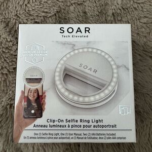 SOAR Clip-On Selfie Ring Light
